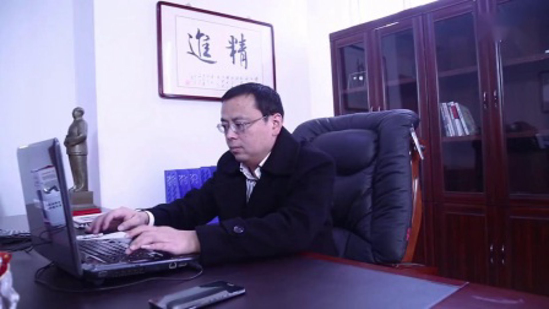 网络安全方案：构建企业防线